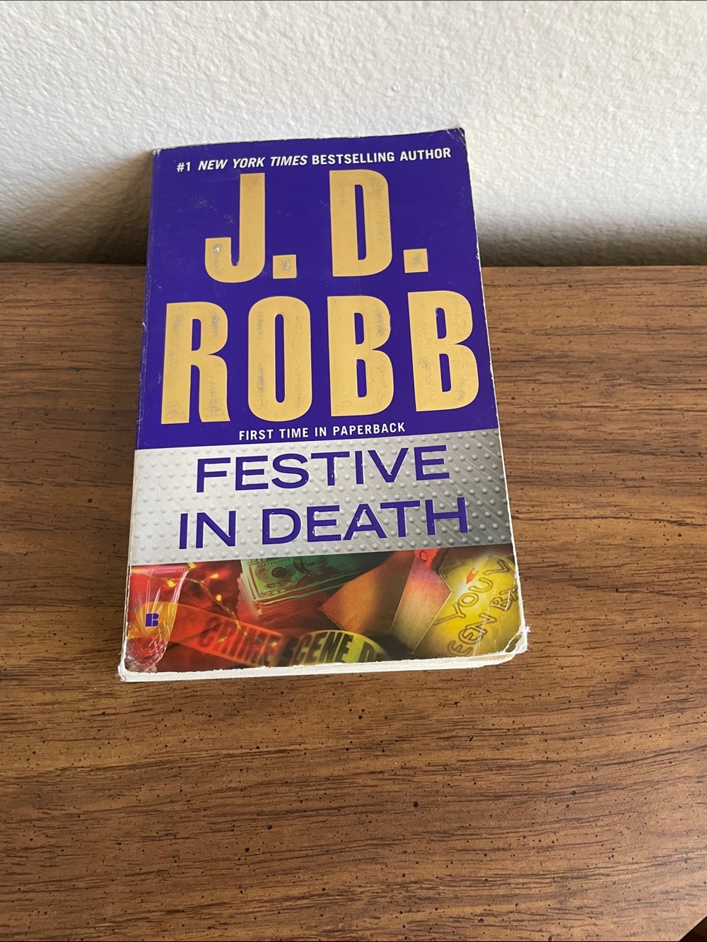 Festive in Death - Black & Blue Cover number thirty nine